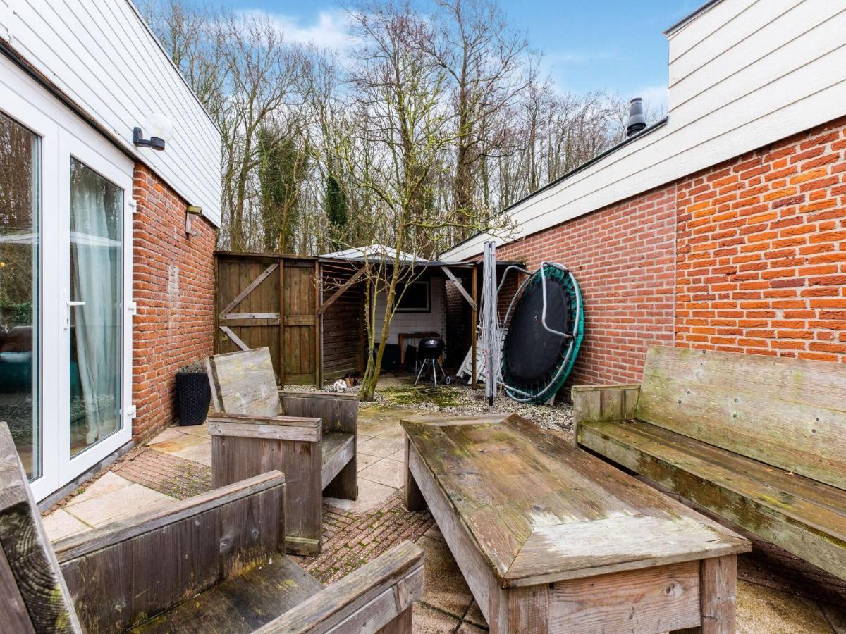 Endearing Holiday Home In Noordwijkerhout With Garden Bbq Dış mekan fotoğraf